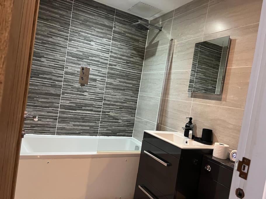 Mathew Street 1 Bed Apt Sleeps 6 Liverpool Exterior photo